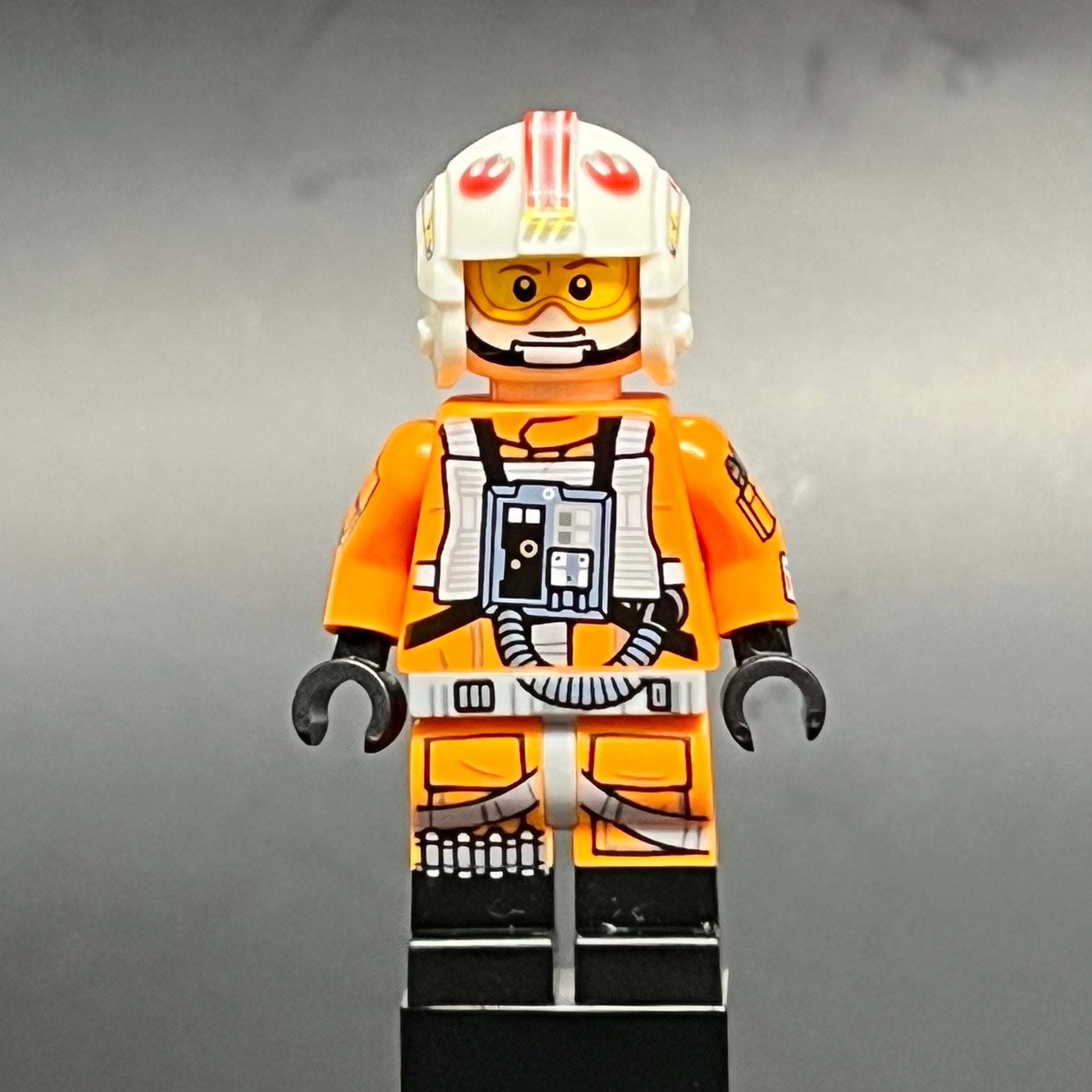 Pilot Luke Skywalker LEGO Minifigure (75355) - Main Image