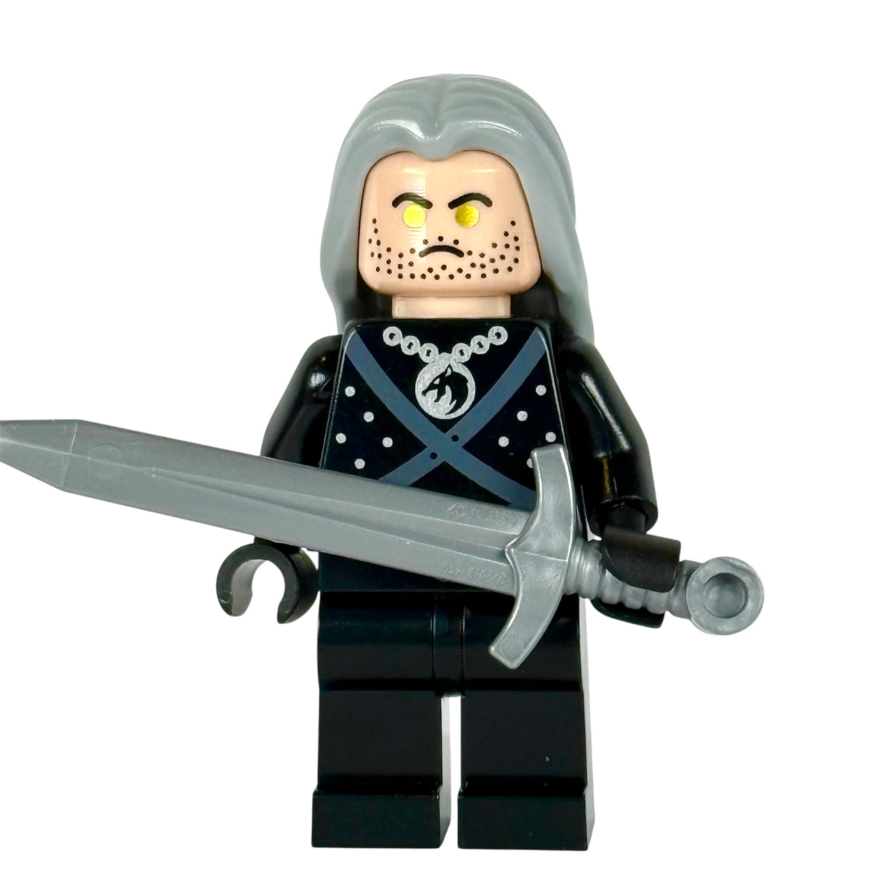 Monster Slayer (Light Nougat) Minifigure